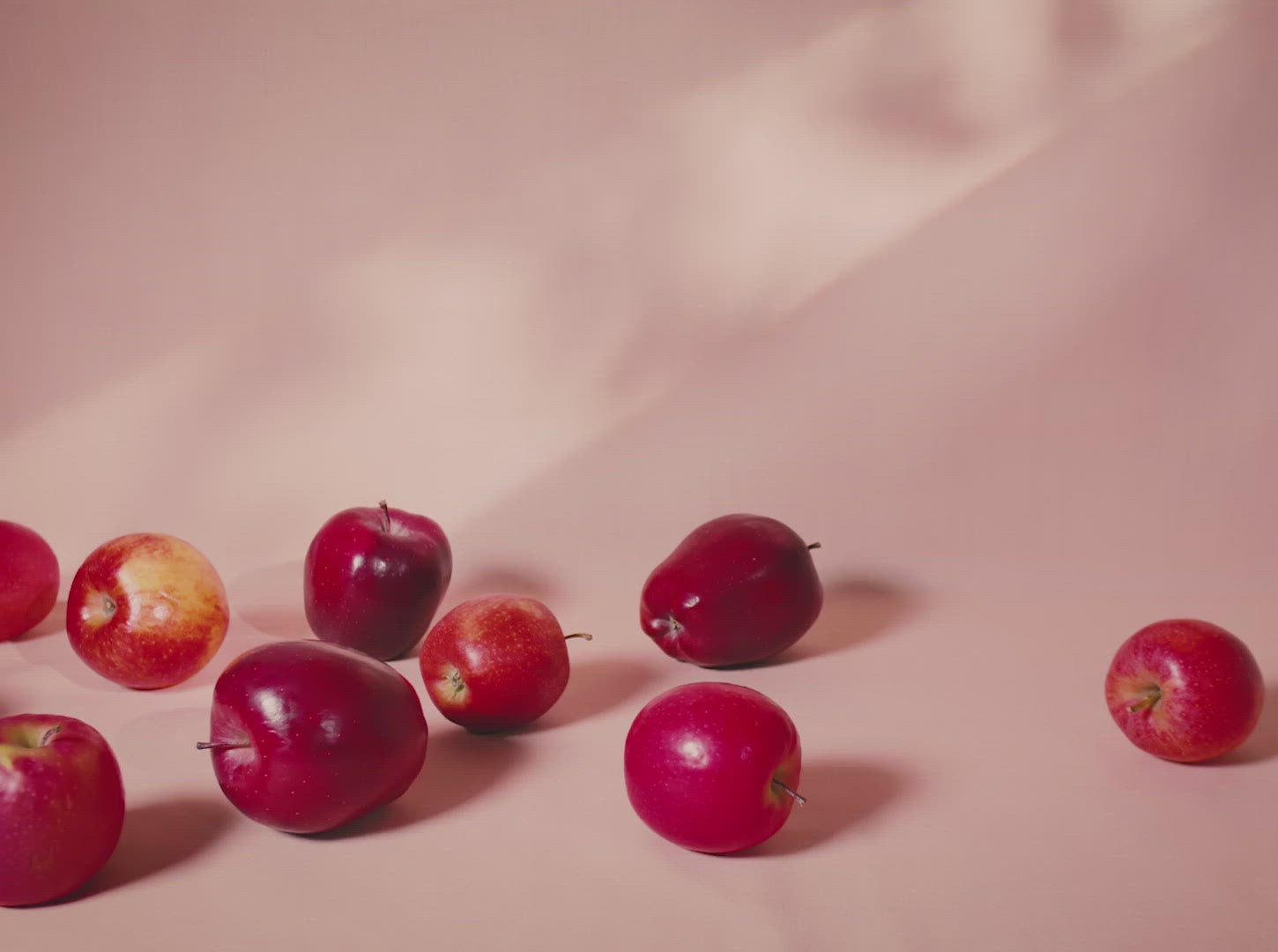 Resting apples